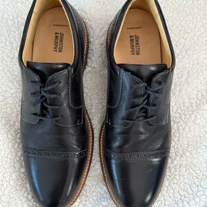 Johnston & Murphy Black Leather Barlow Cap Toe Shoes